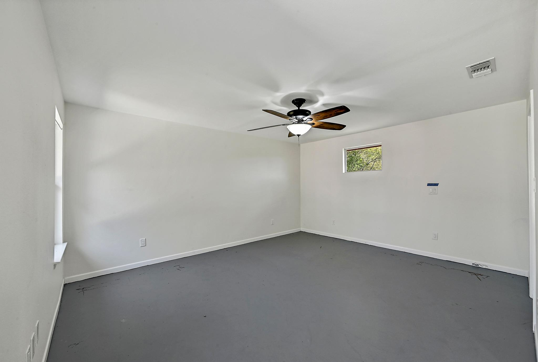 757 Cypress LN
