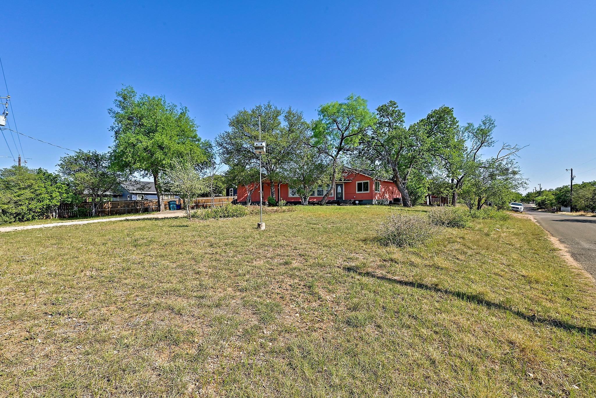 757 Cypress LN