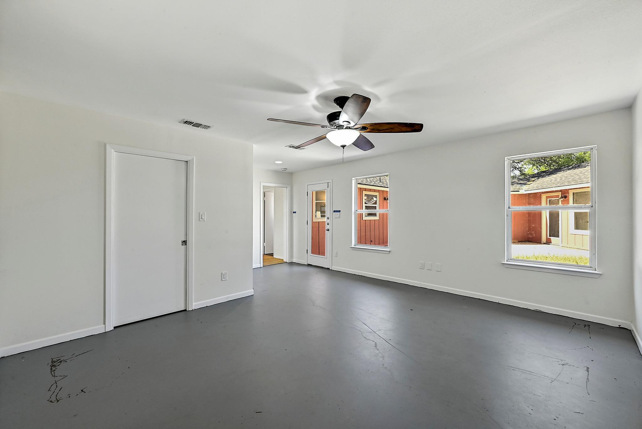 757 Cypress LN