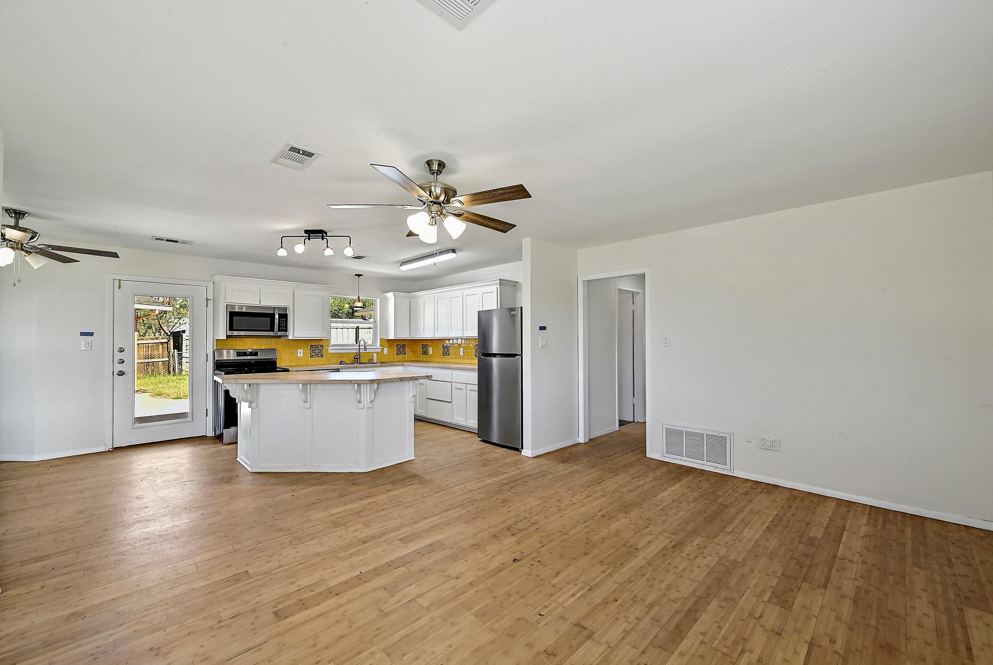 757 Cypress LN