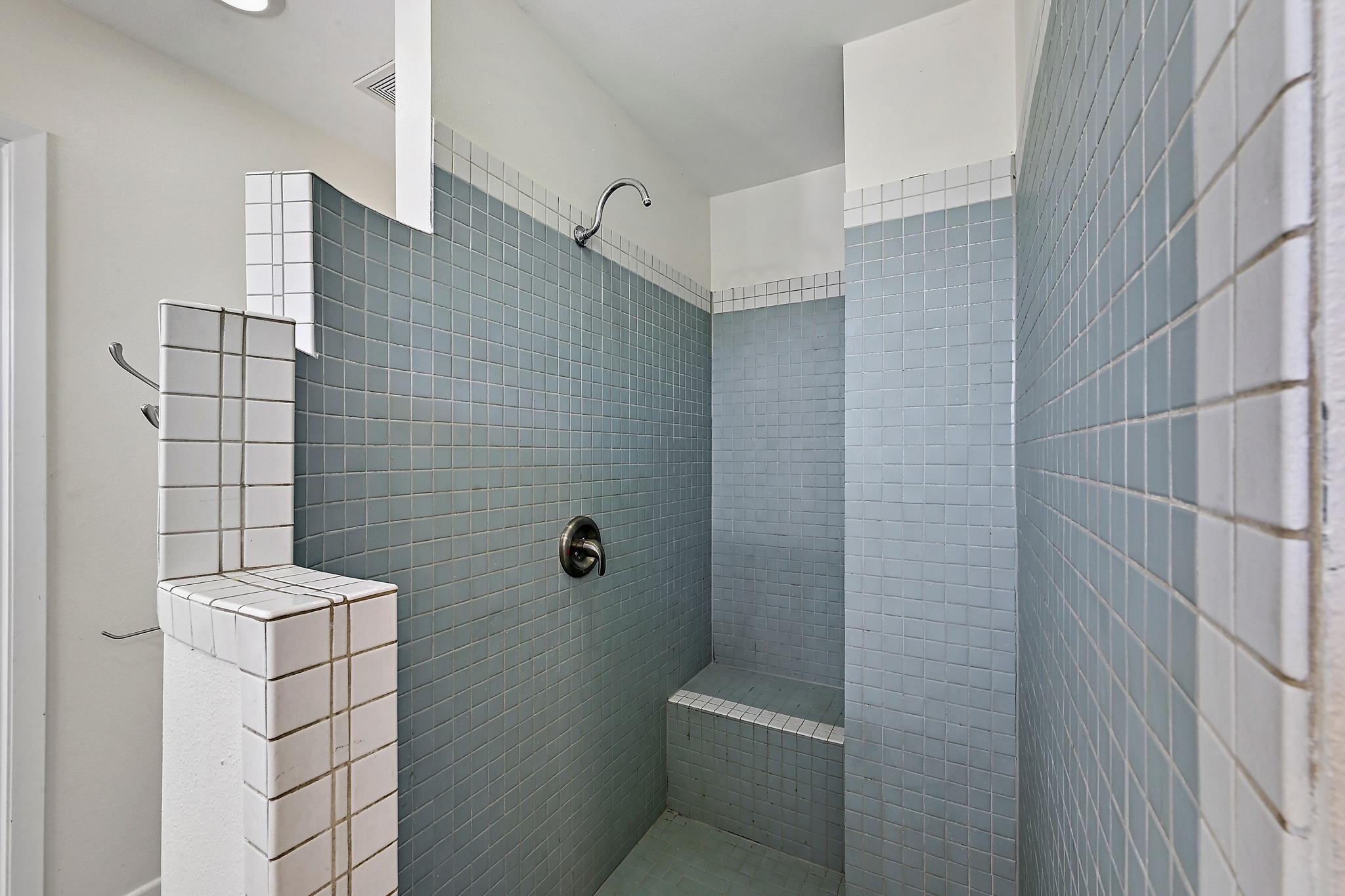 757 Cypress LN