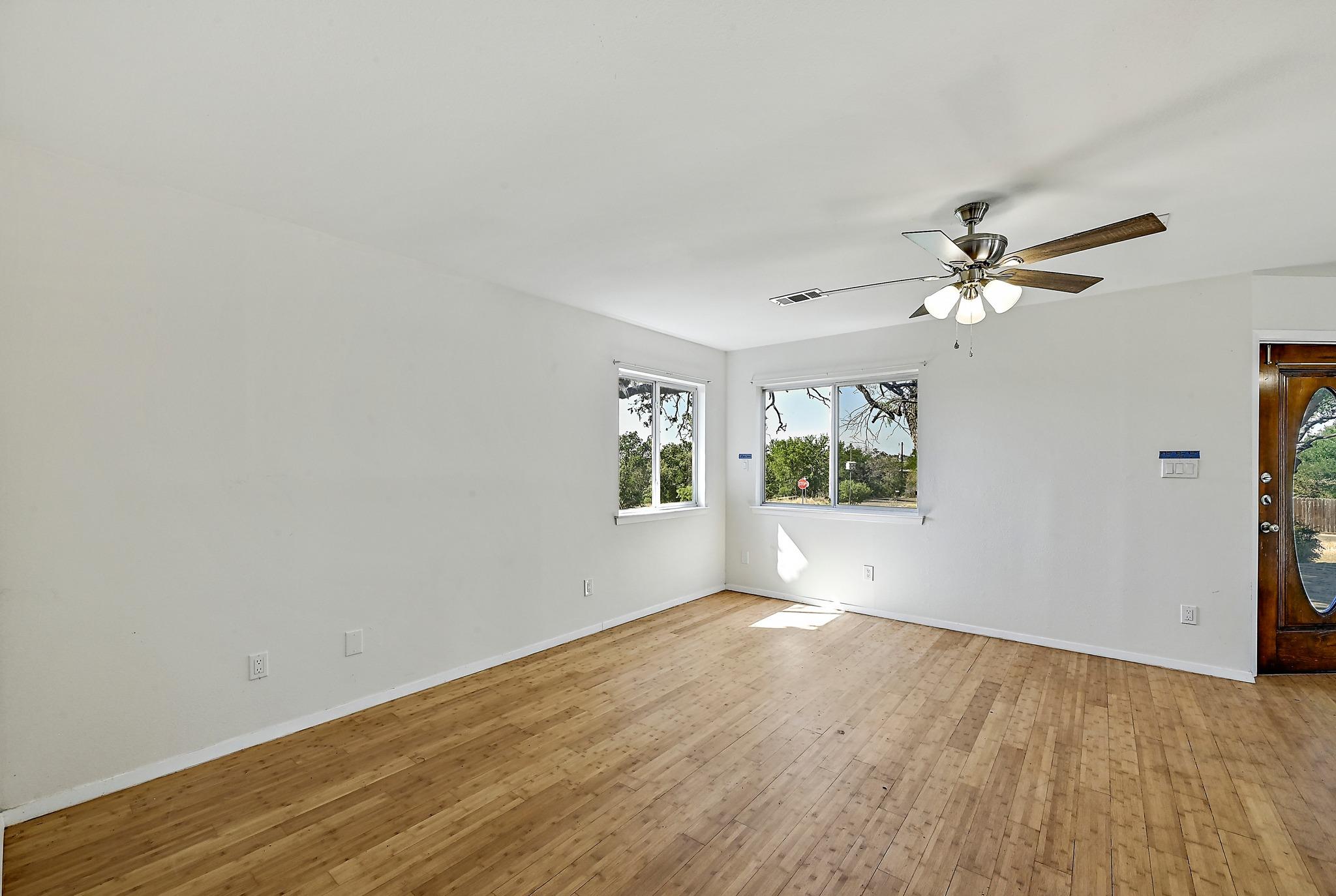 757 Cypress LN