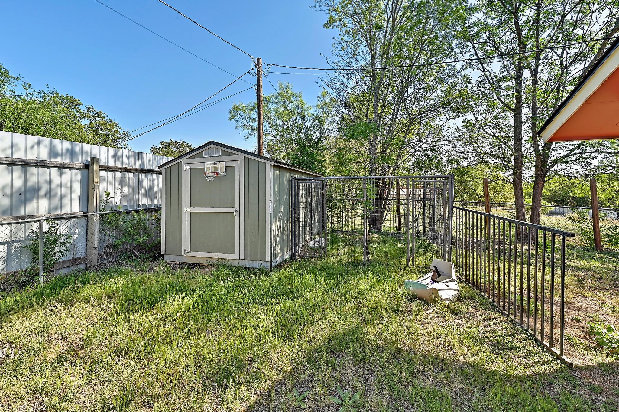 757 Cypress LN