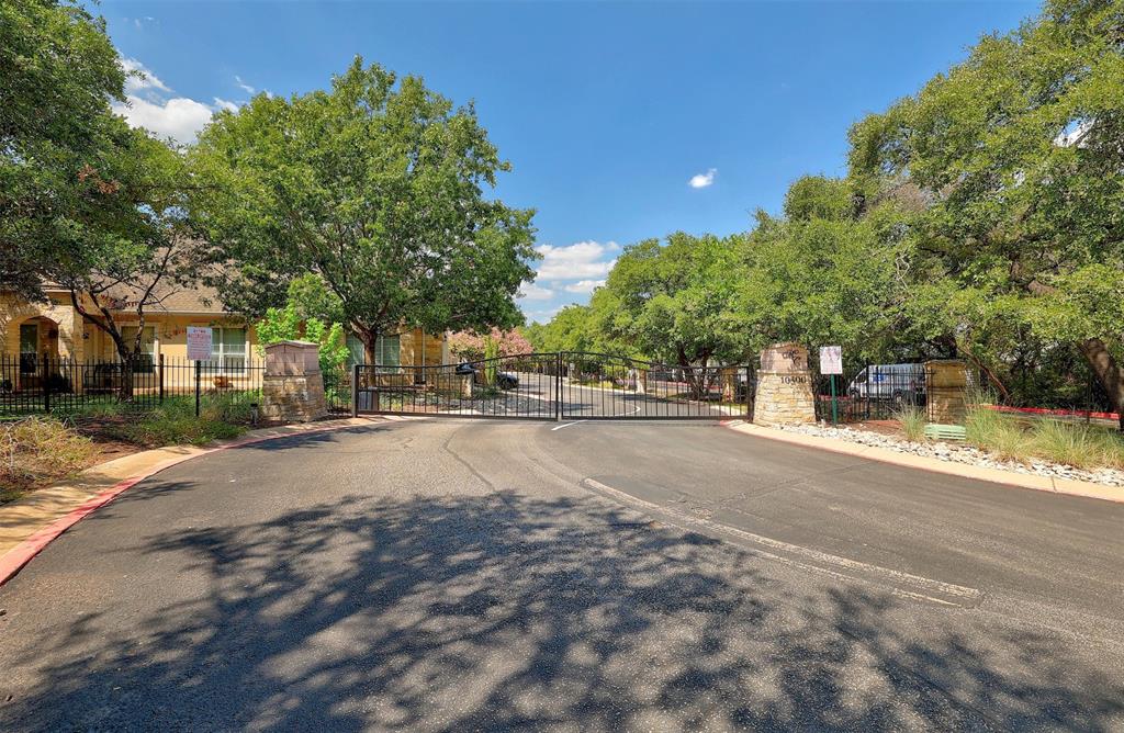 10300 Morado CV # 402