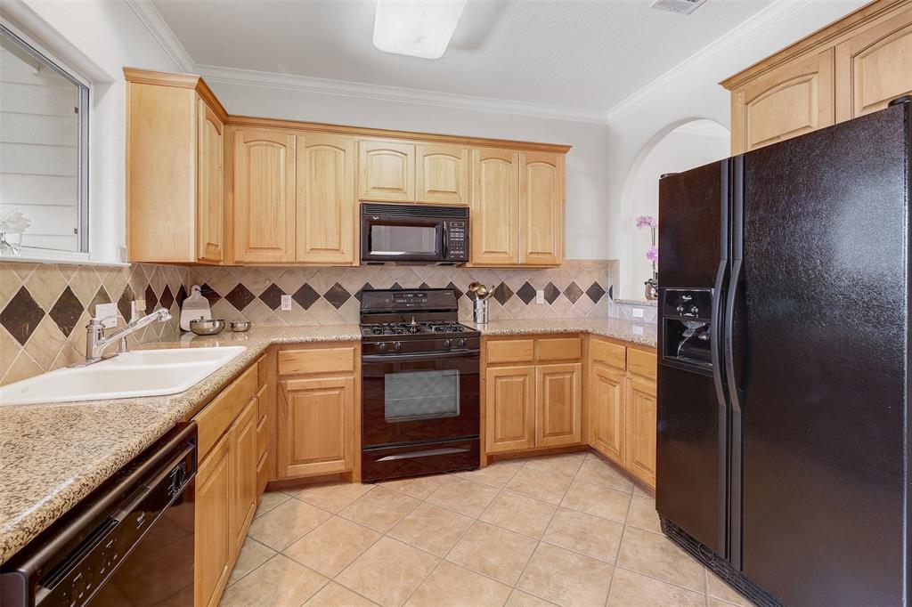 10300 Morado CV # 402