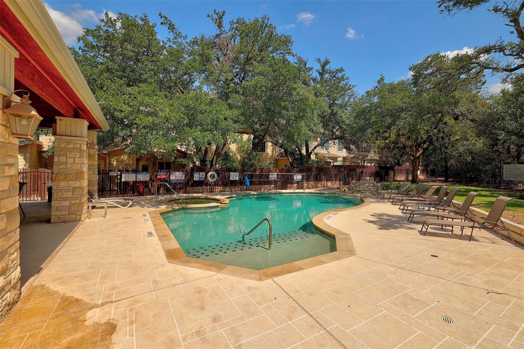 10300 Morado CV # 402