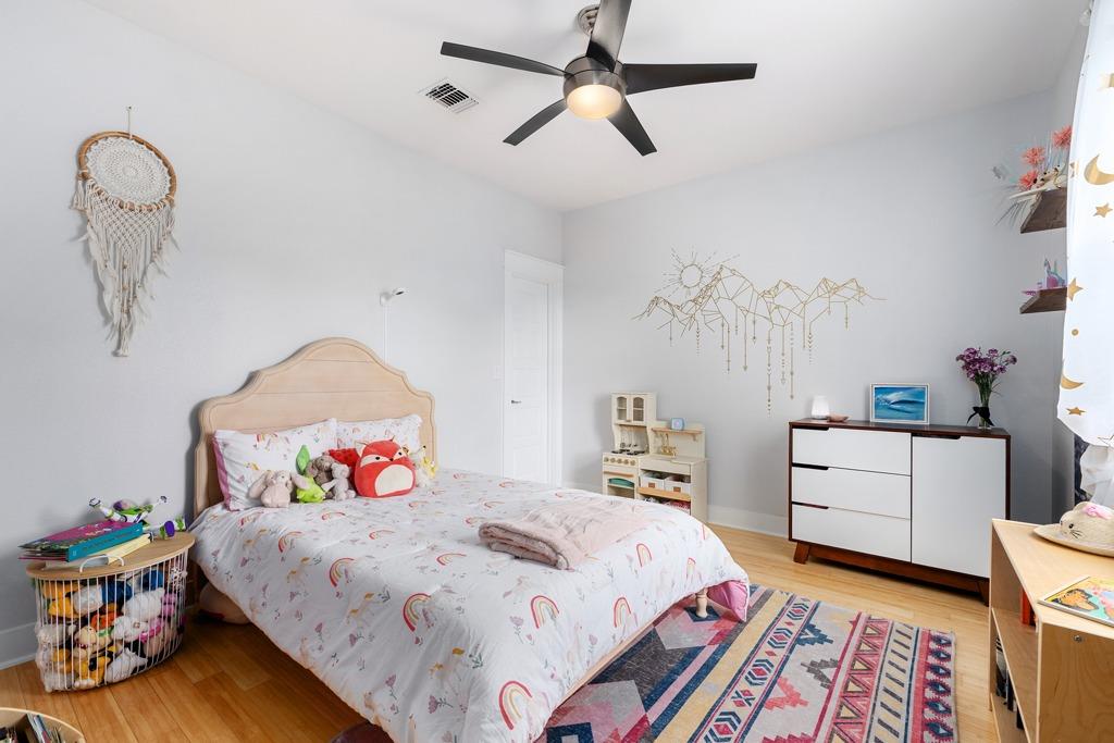3129 Govalle Ave