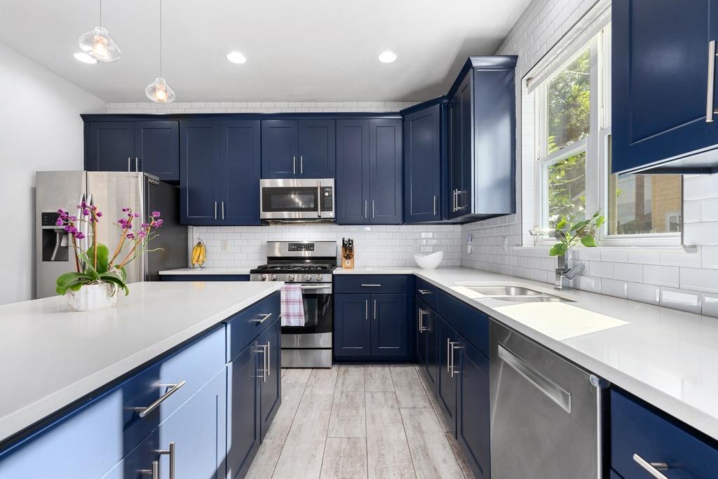 3129 Govalle Ave