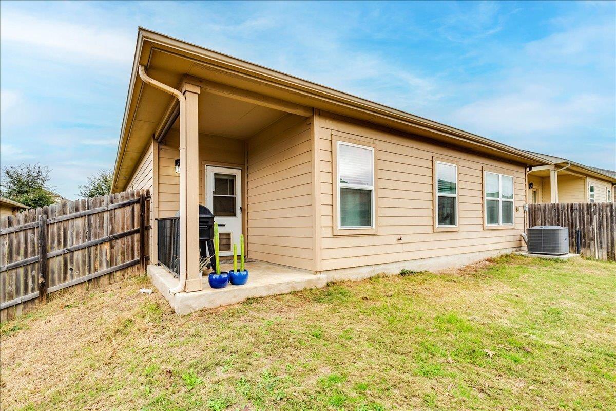 7013 Loretta White Lane