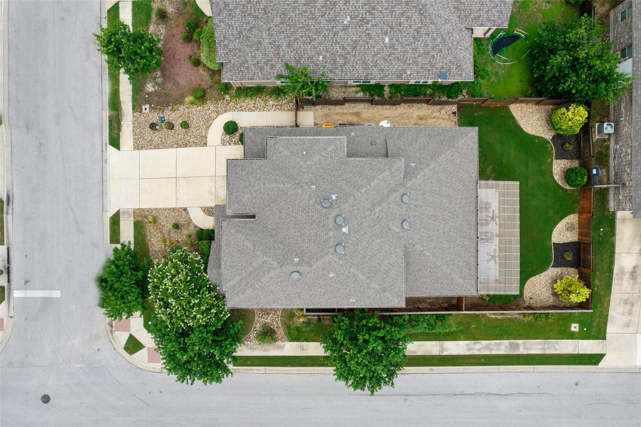 19601 Wearyall Hill LN