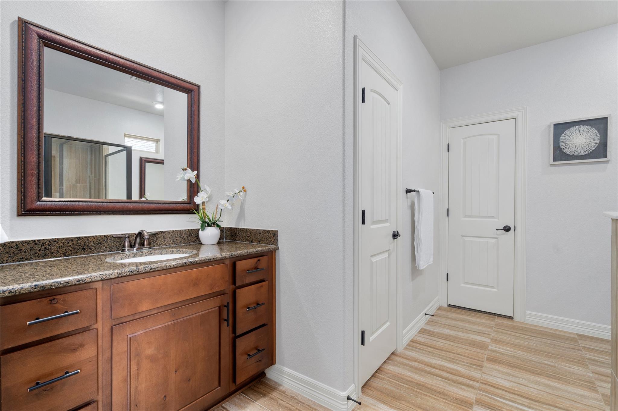 19601 Wearyall Hill LN