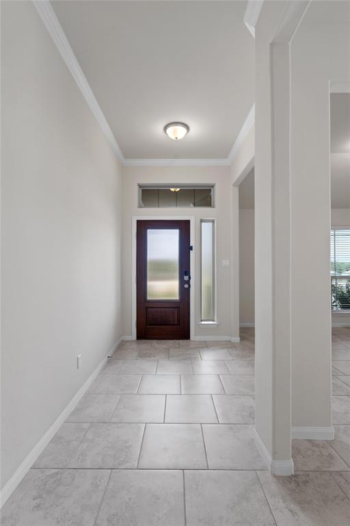 204 Crescent Heights DR