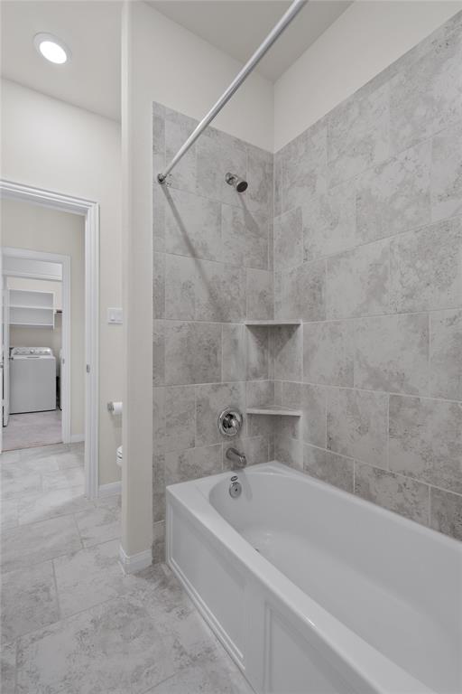 204 Crescent Heights DR