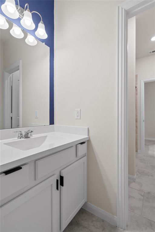 204 Crescent Heights DR