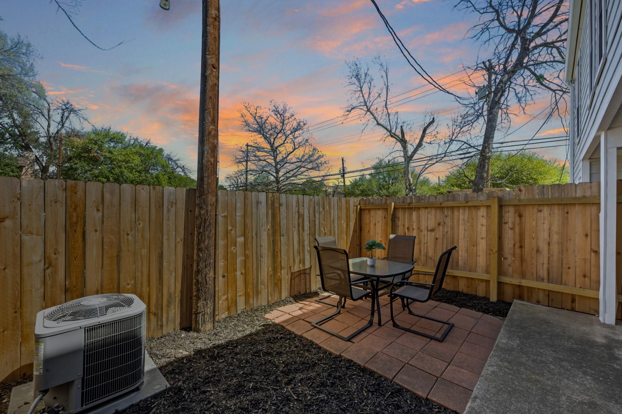 5604 Woodrow Ave # 15