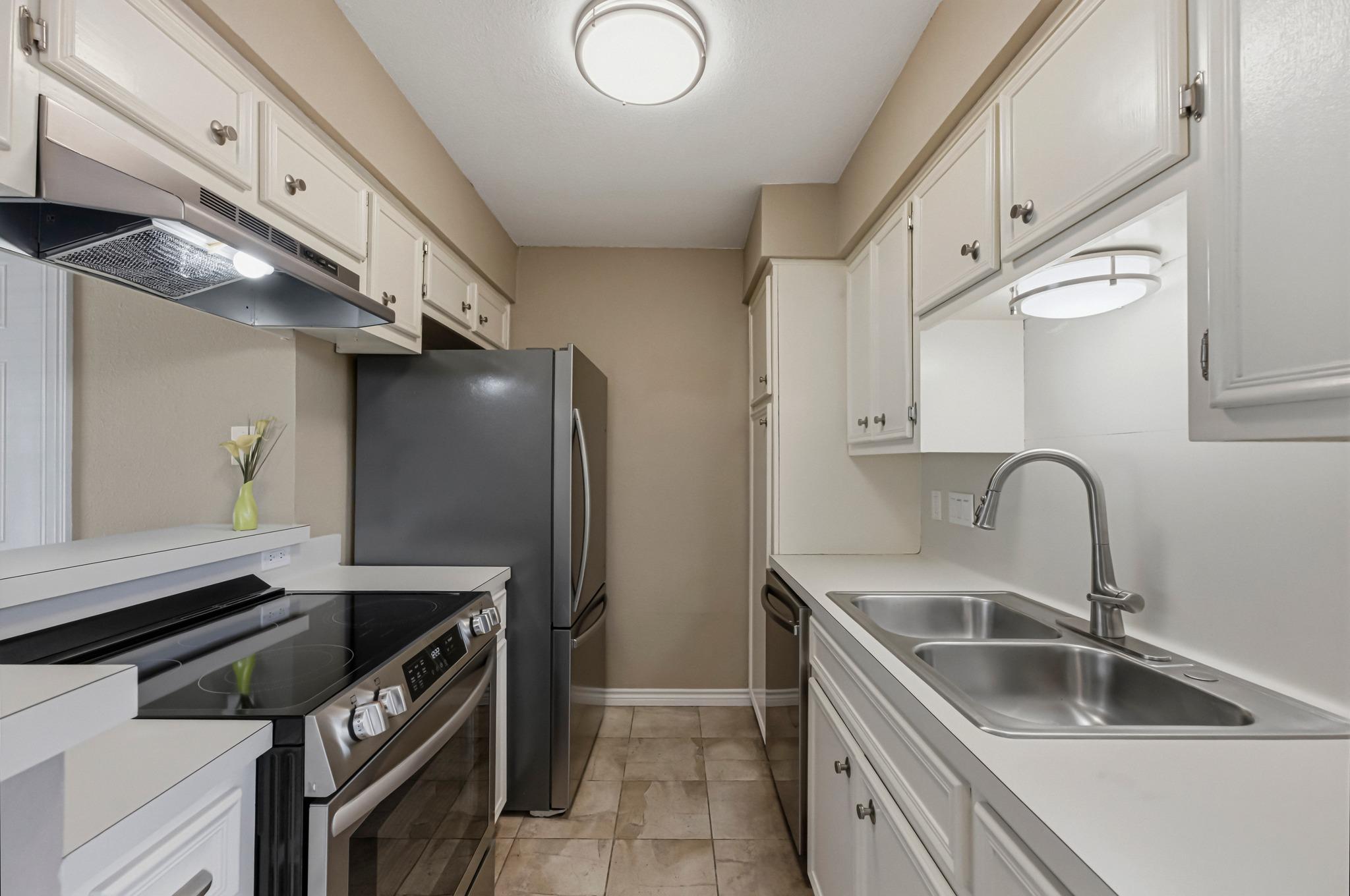 5604 Woodrow Ave # 15