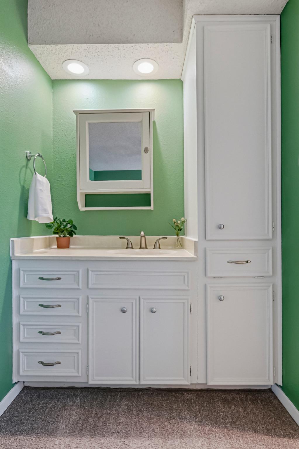 5604 Woodrow Ave # 15