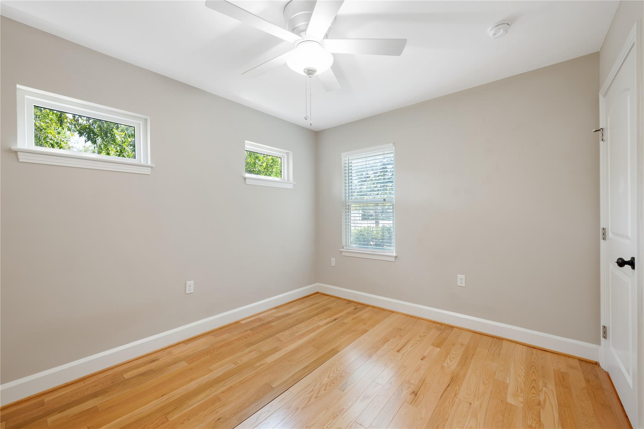 900 Jewell ST