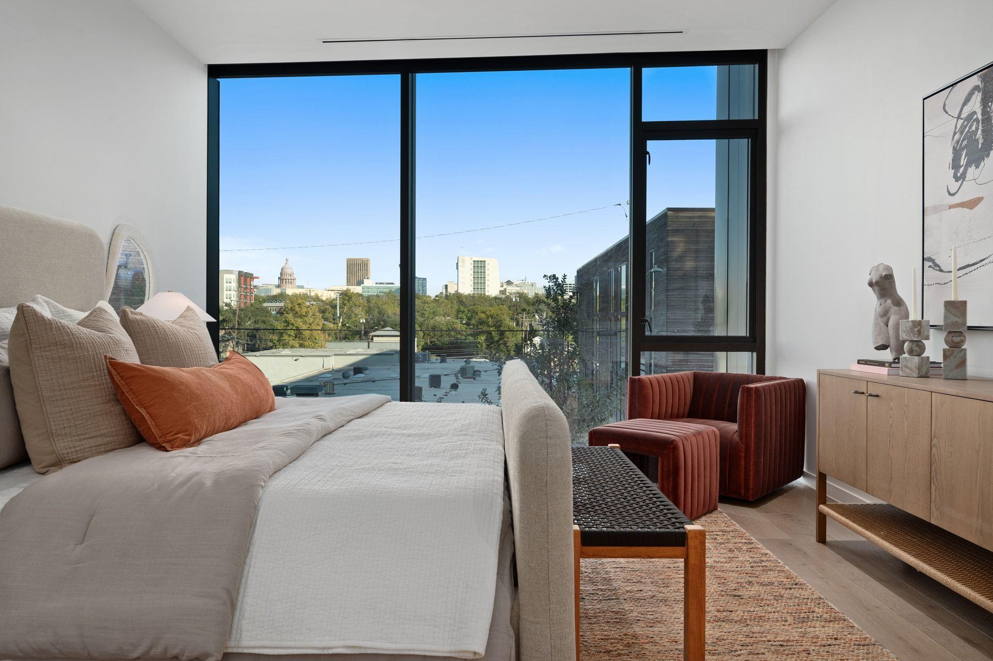 1006 Baylor ST # 201