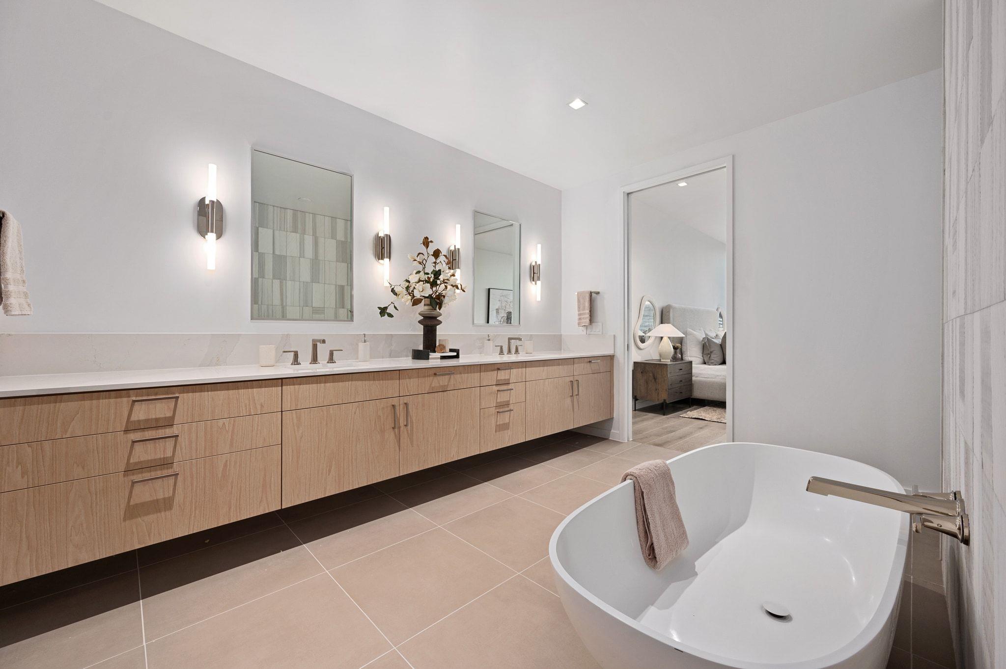 1006 Baylor ST # 201