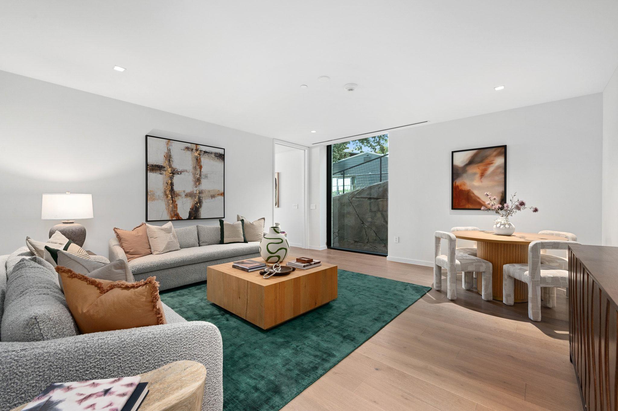 1006 Baylor ST # 201