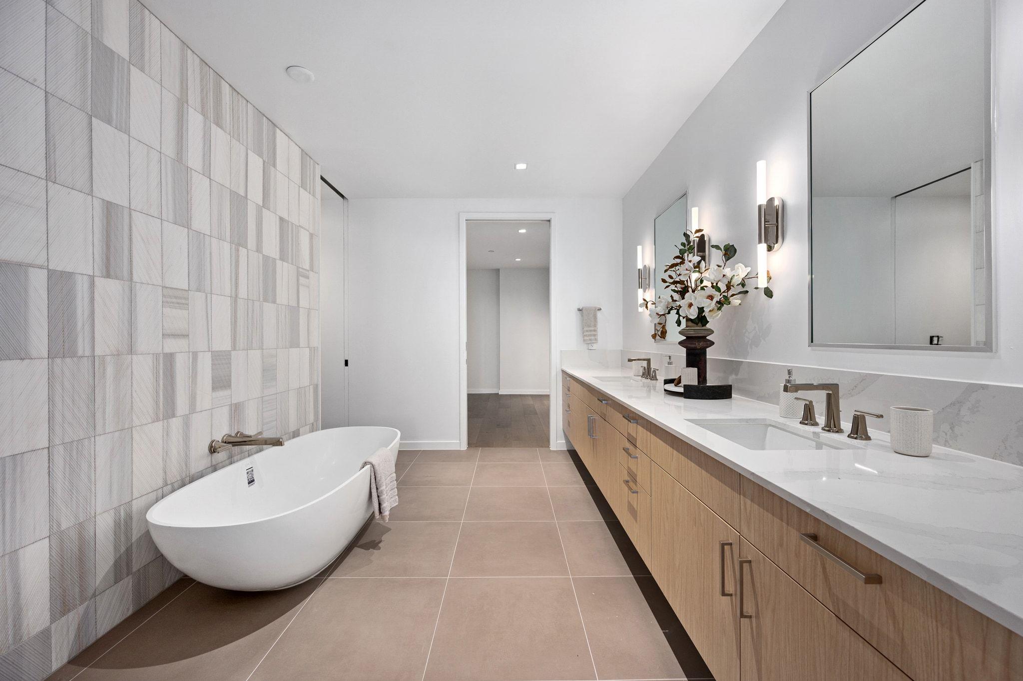 1006 Baylor ST # 201