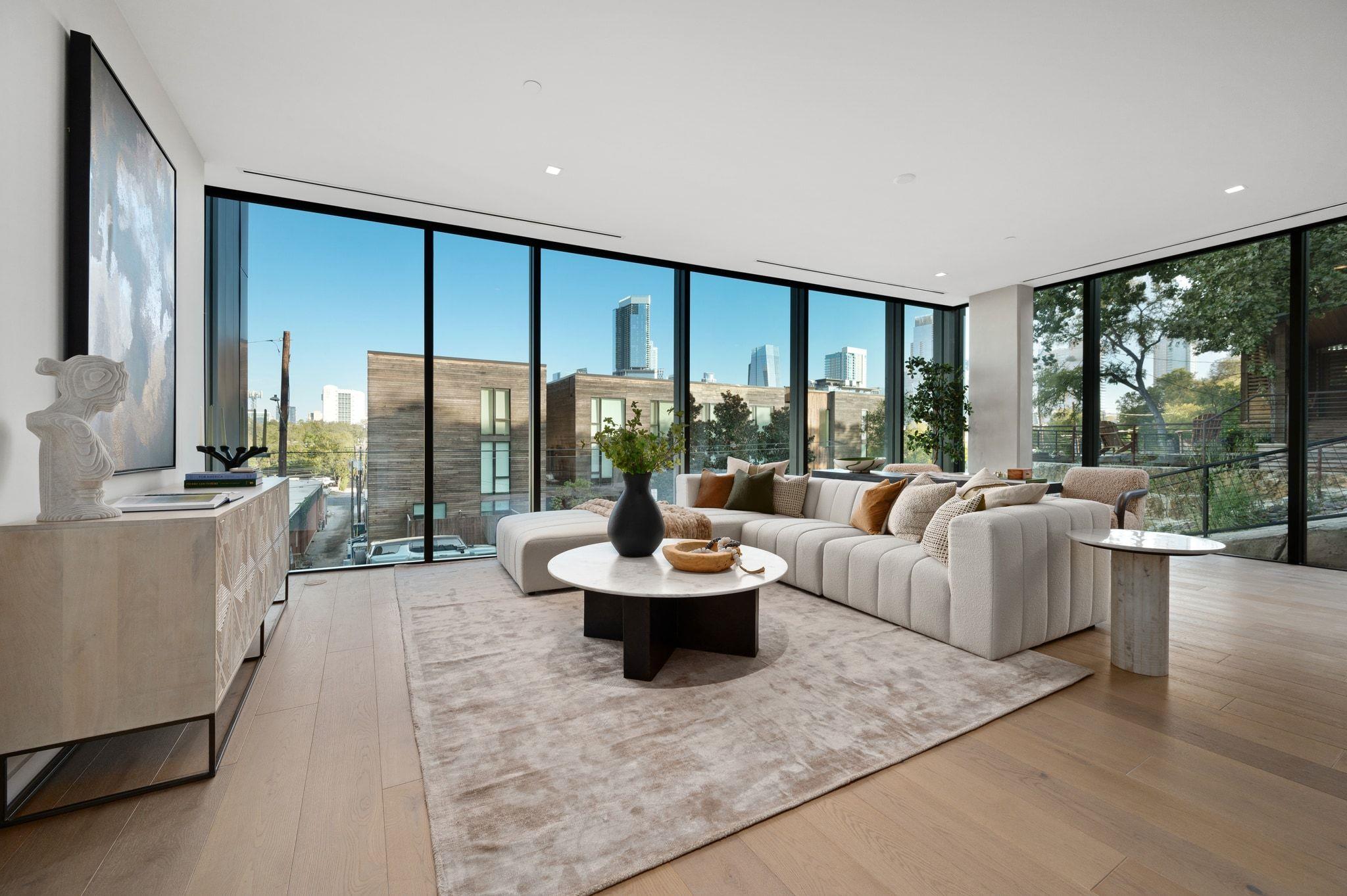 1006 Baylor ST # 201