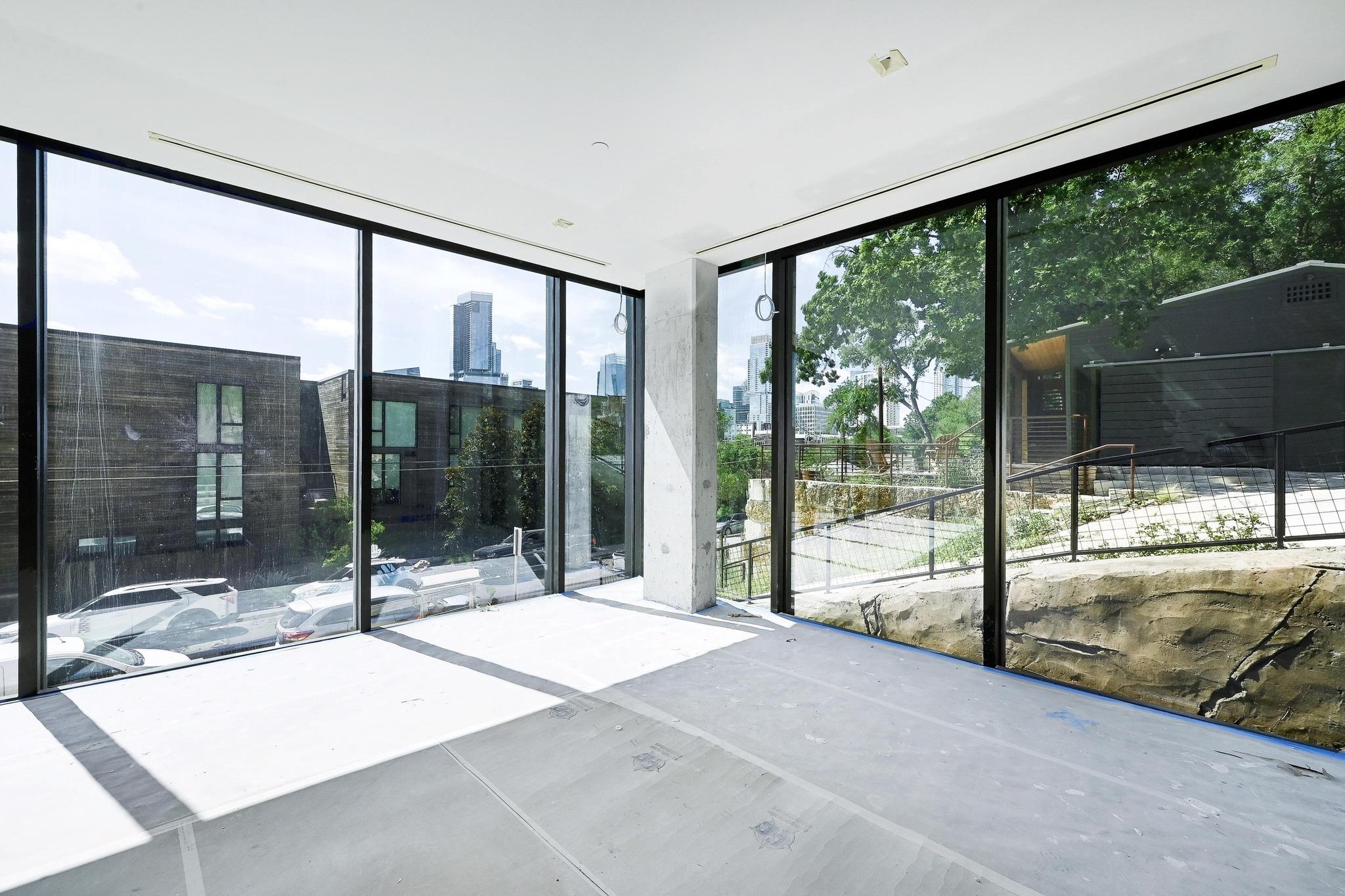 1006 Baylor ST # 201