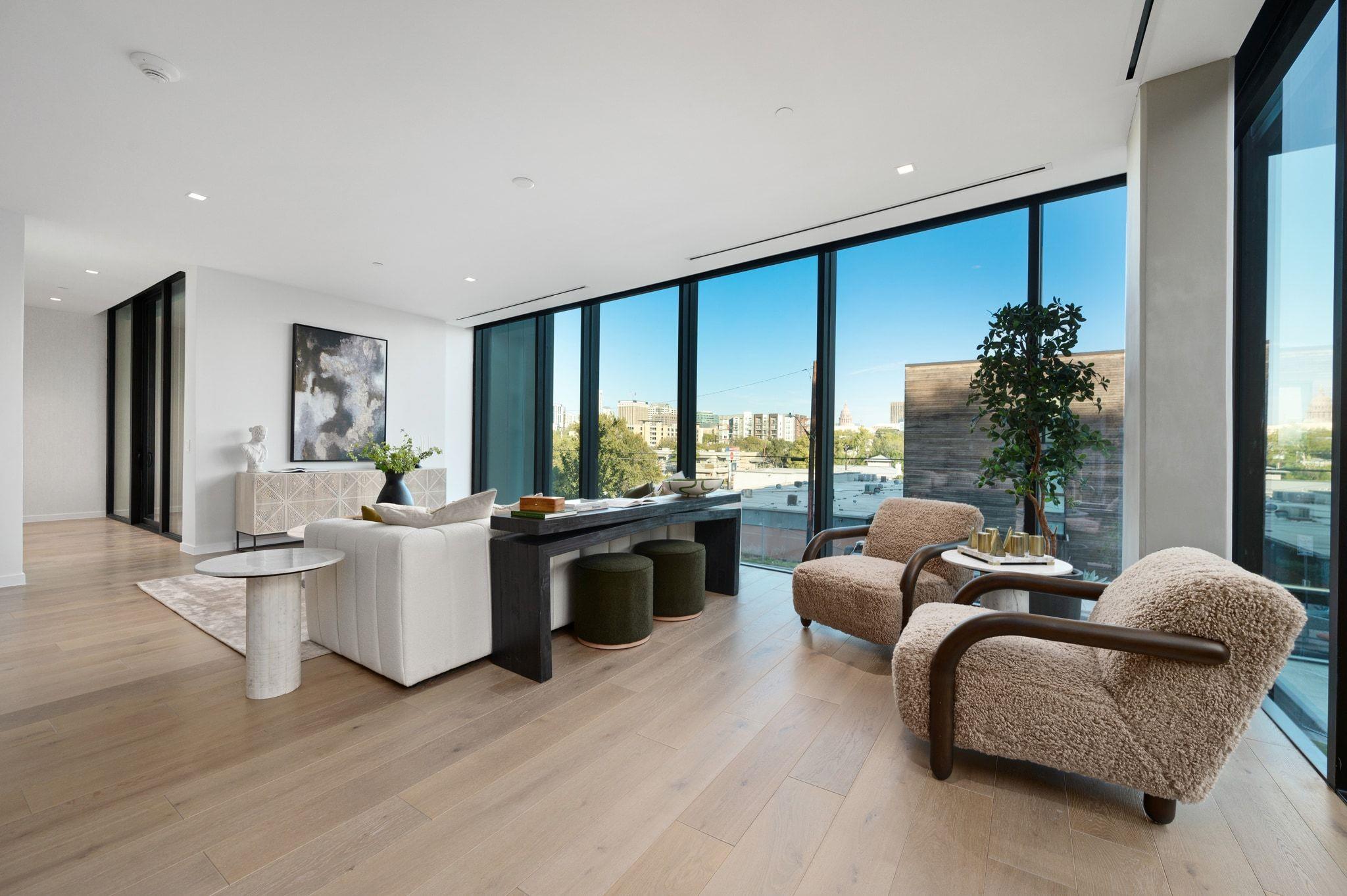 1006 Baylor ST # 201