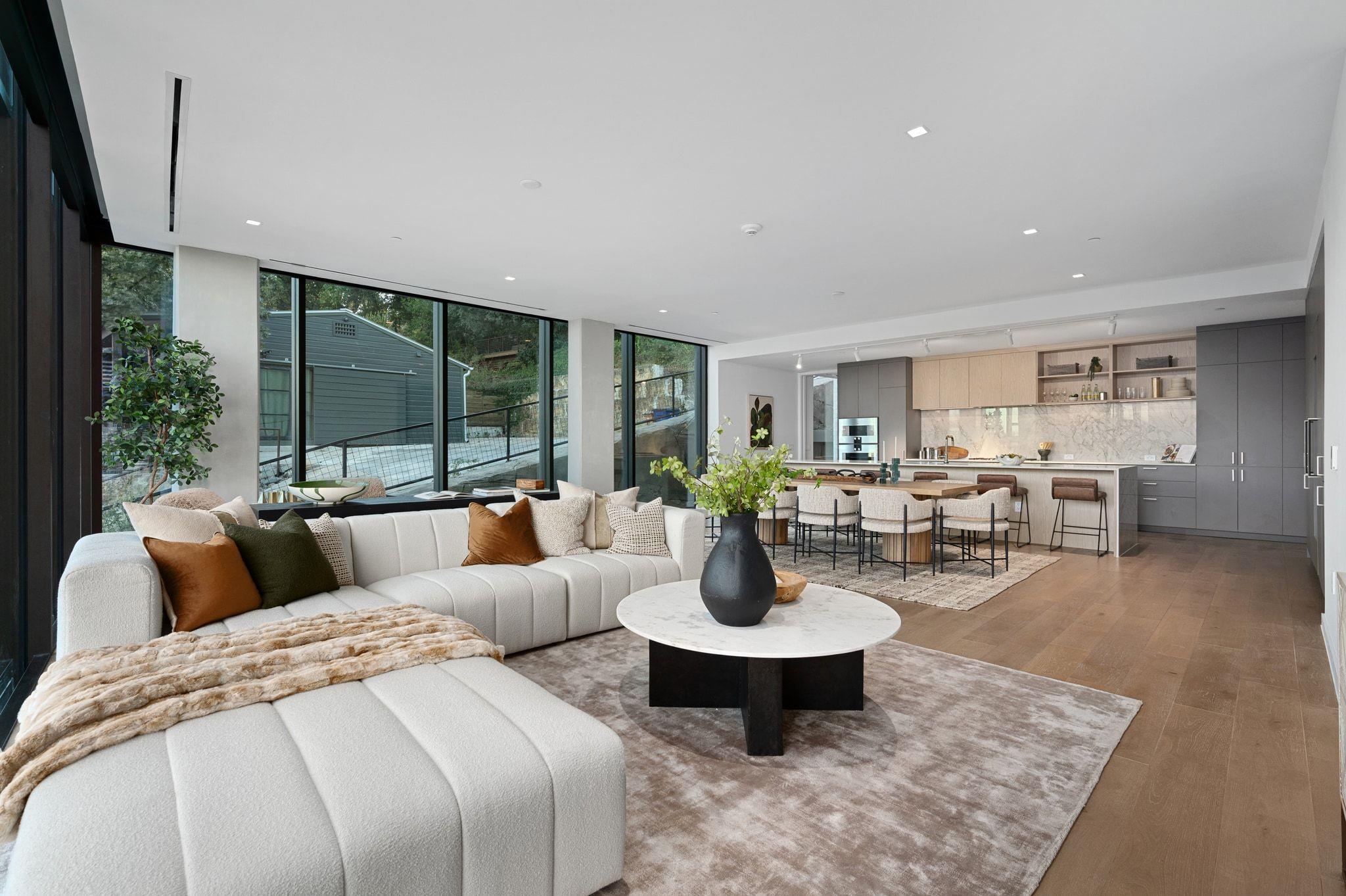 1006 Baylor ST # 201