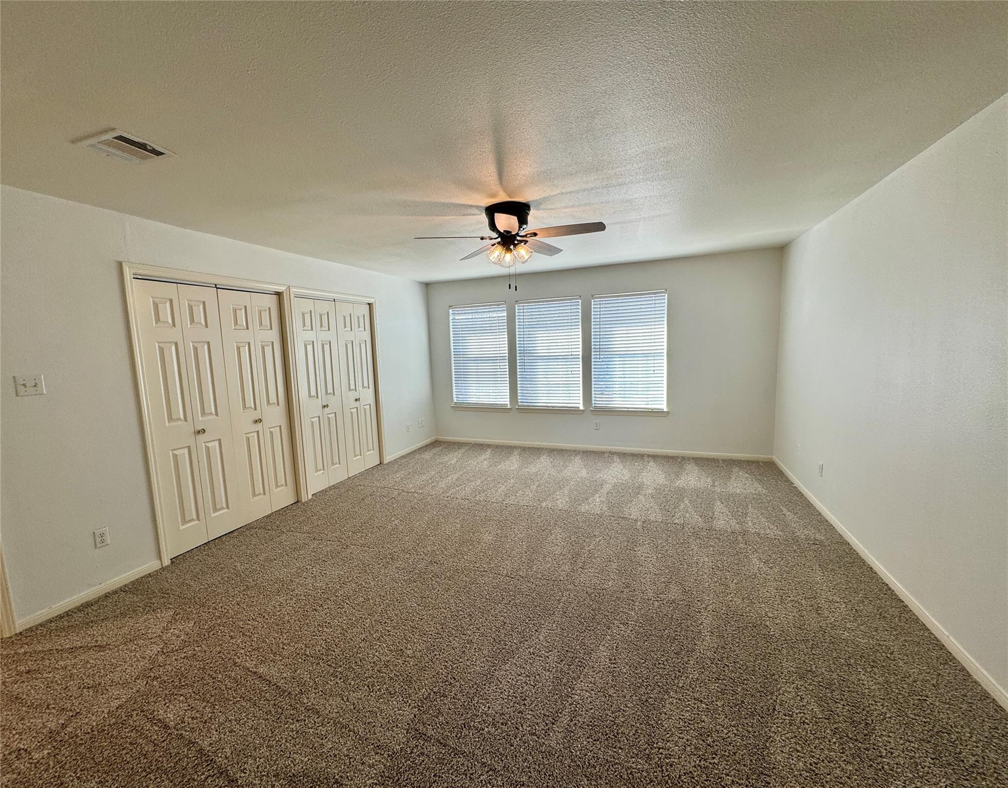 710 Honeysuckle DR