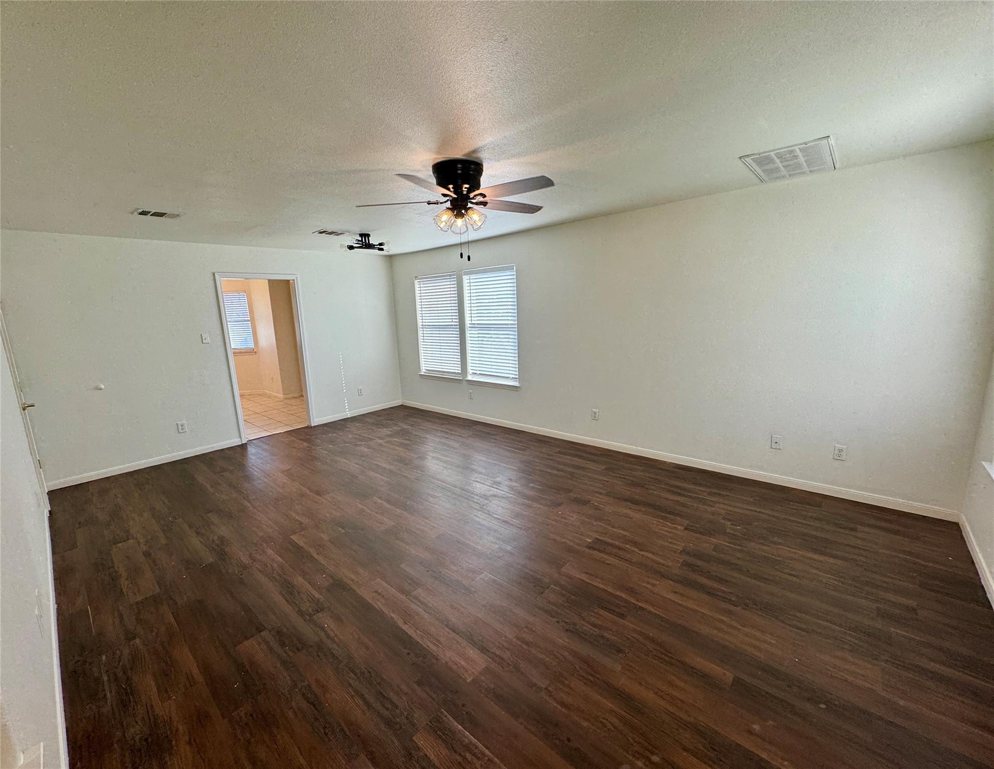 710 Honeysuckle DR