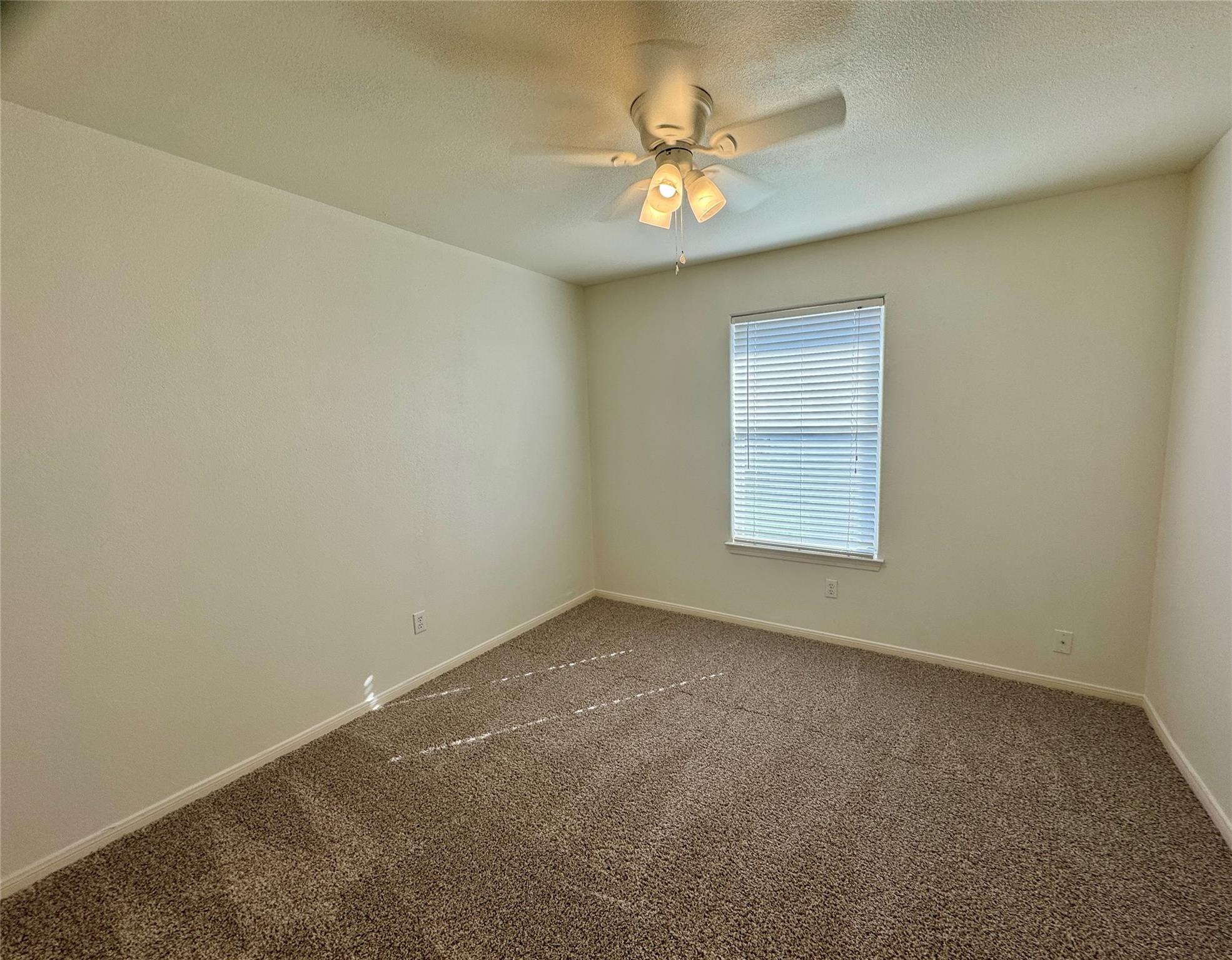710 Honeysuckle DR