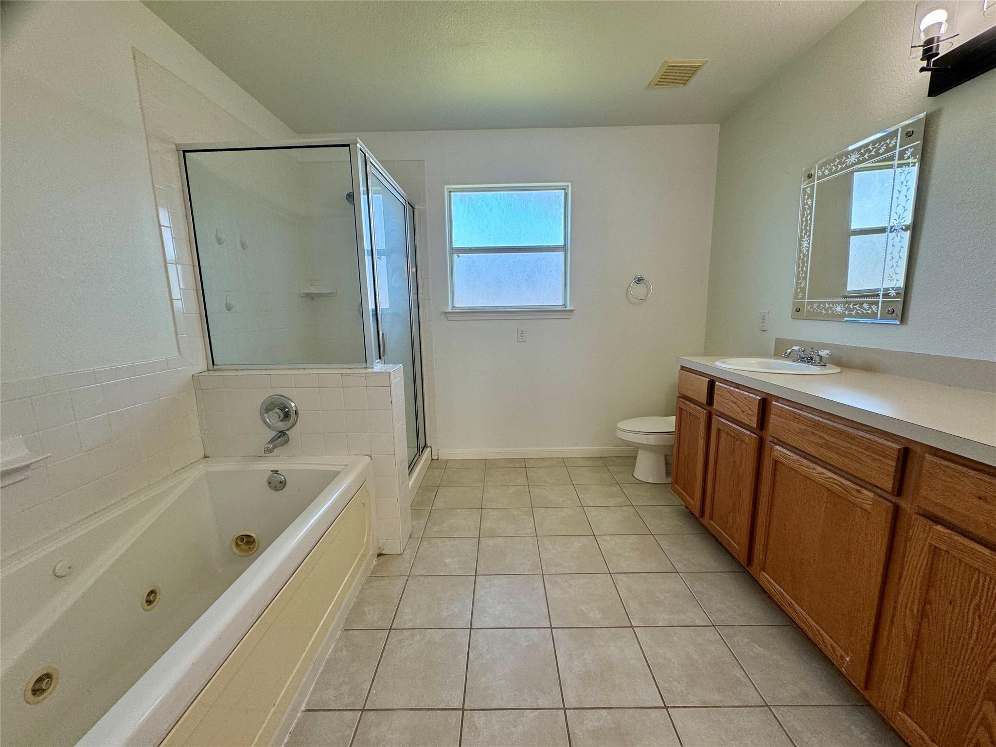 710 Honeysuckle DR