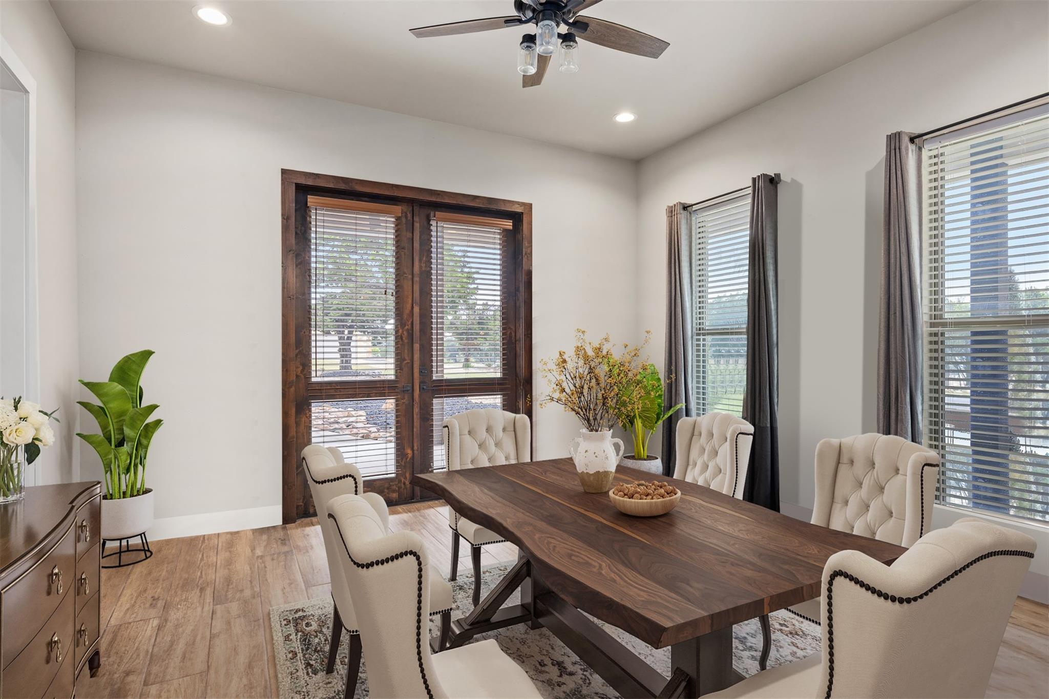 522 S San Juan