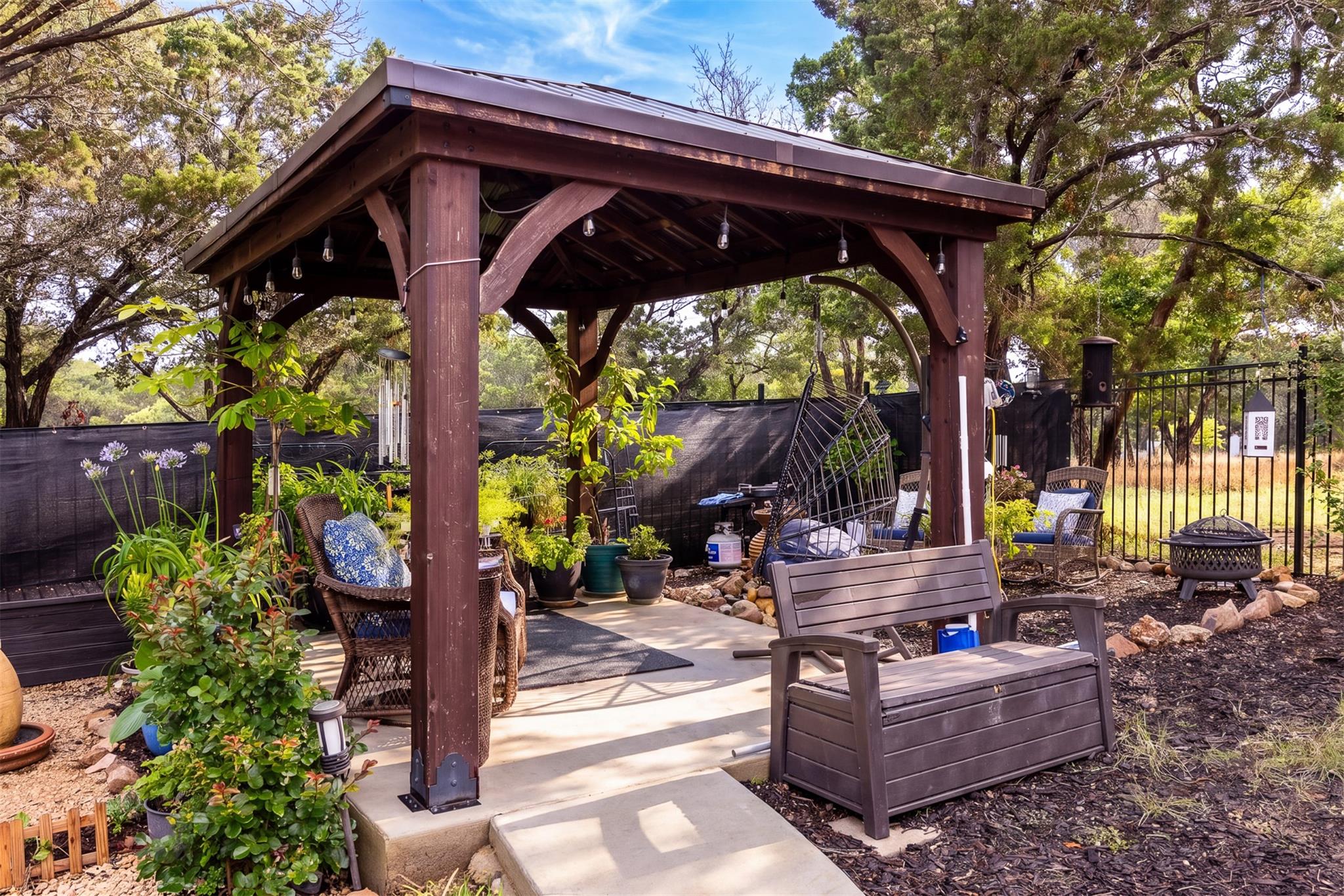 522 S San Juan