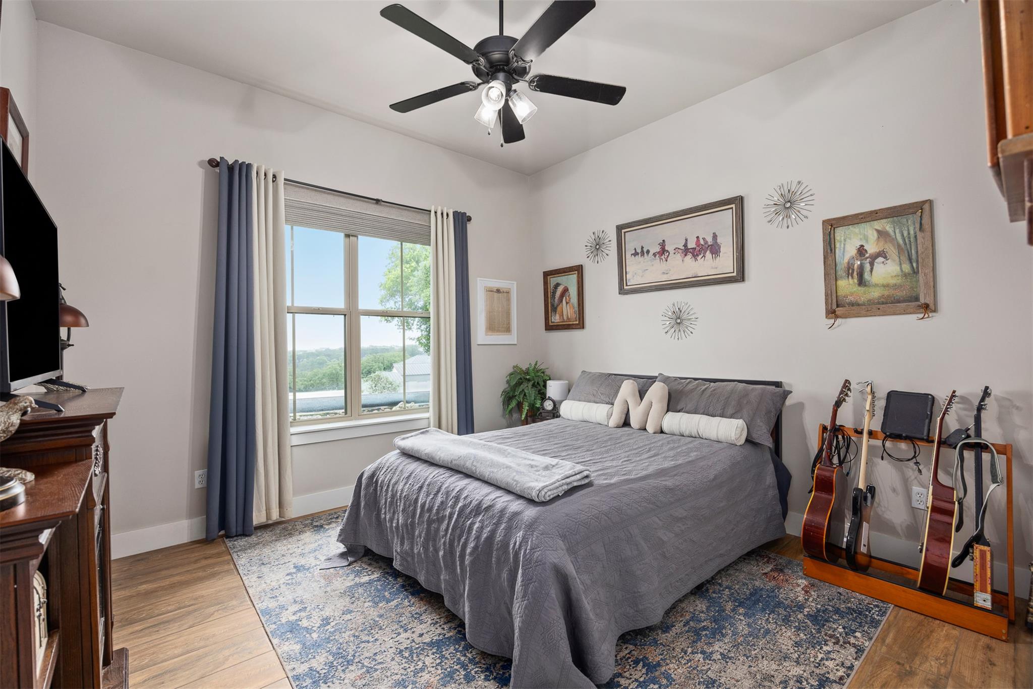522 S San Juan