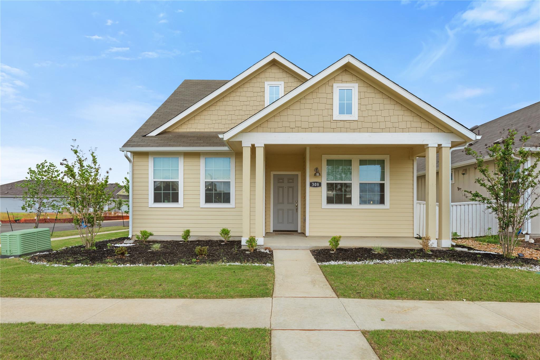 308 Catalina DR