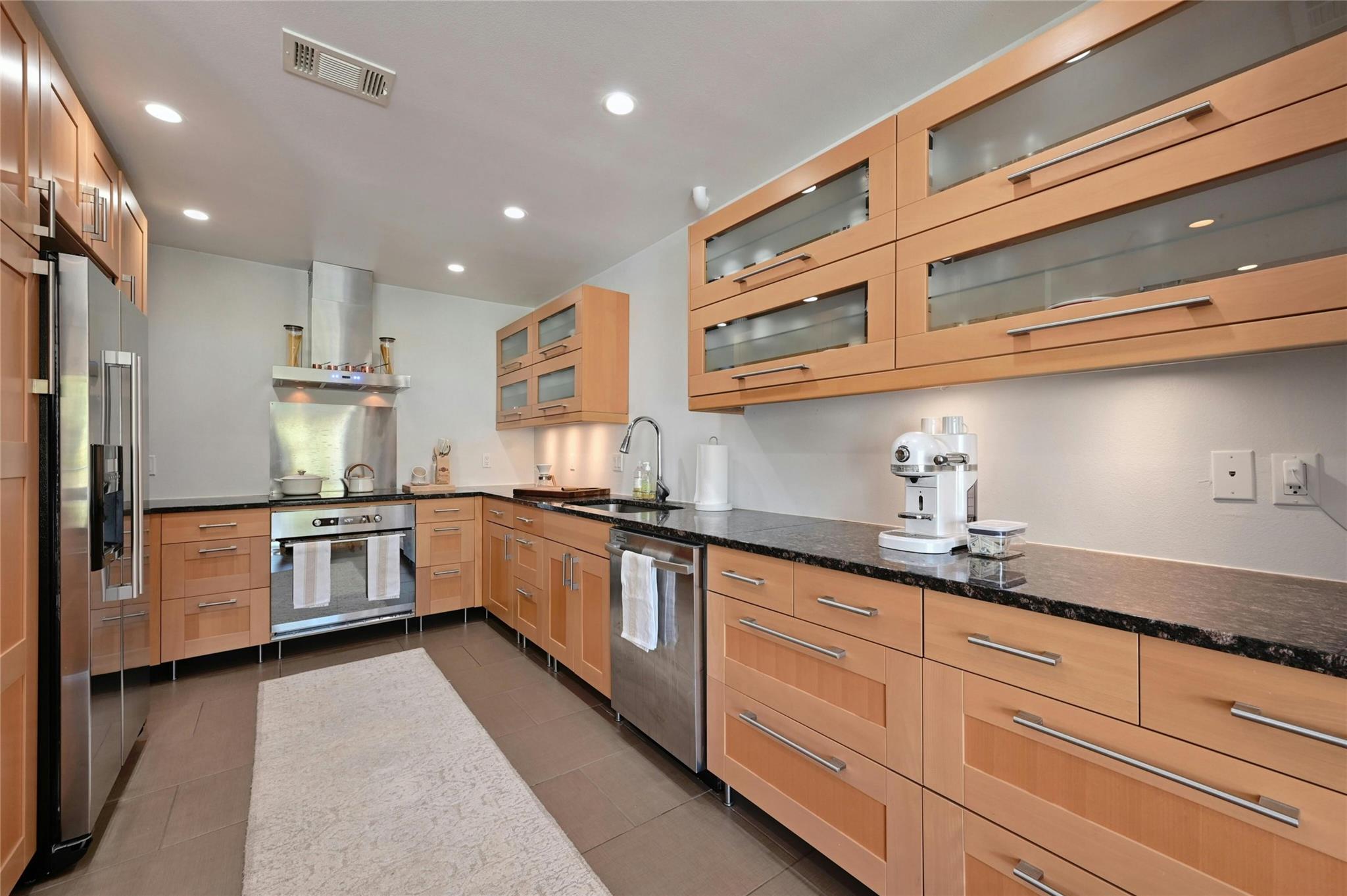 1821 Westlake DR # 132