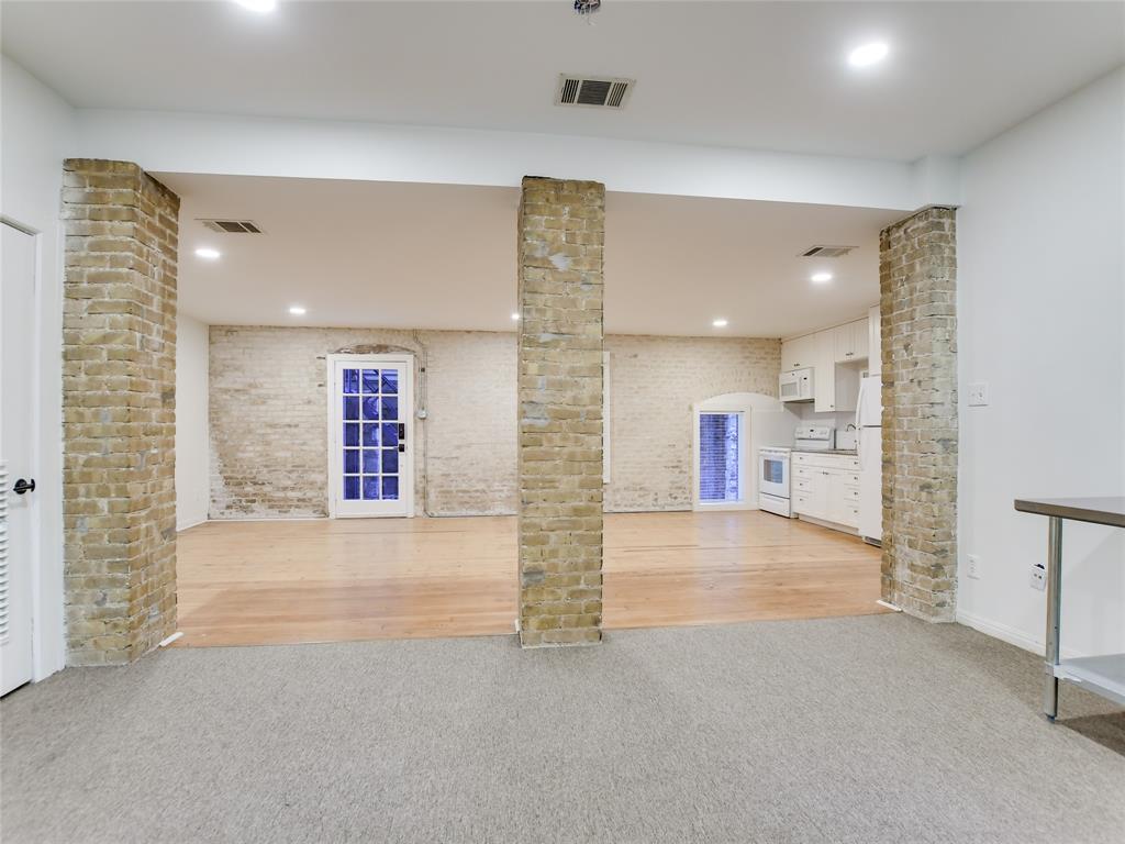 702 San Antonio ST # 101