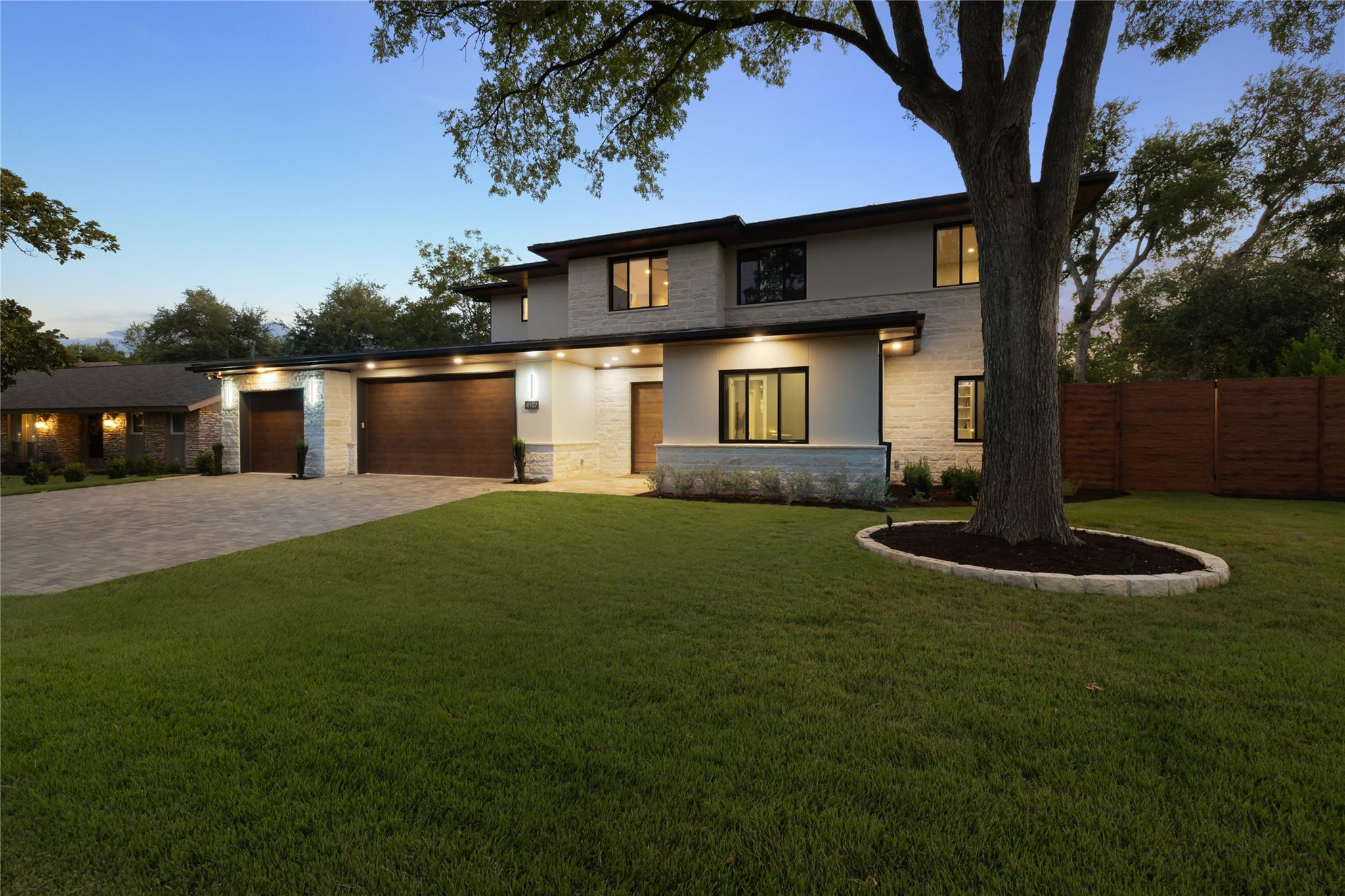 4107 N Hills DR