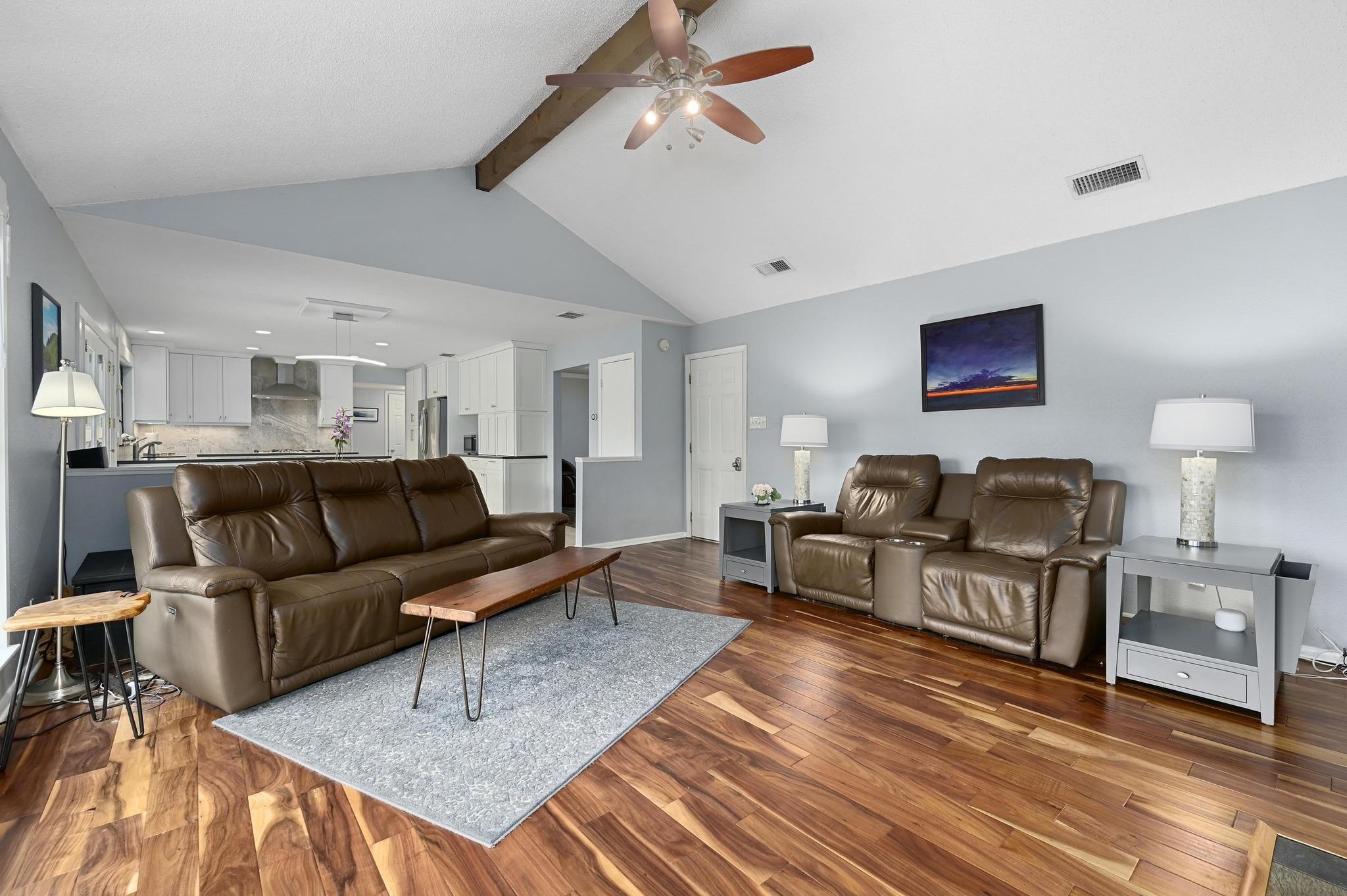 2009 S Oak Canyon RD