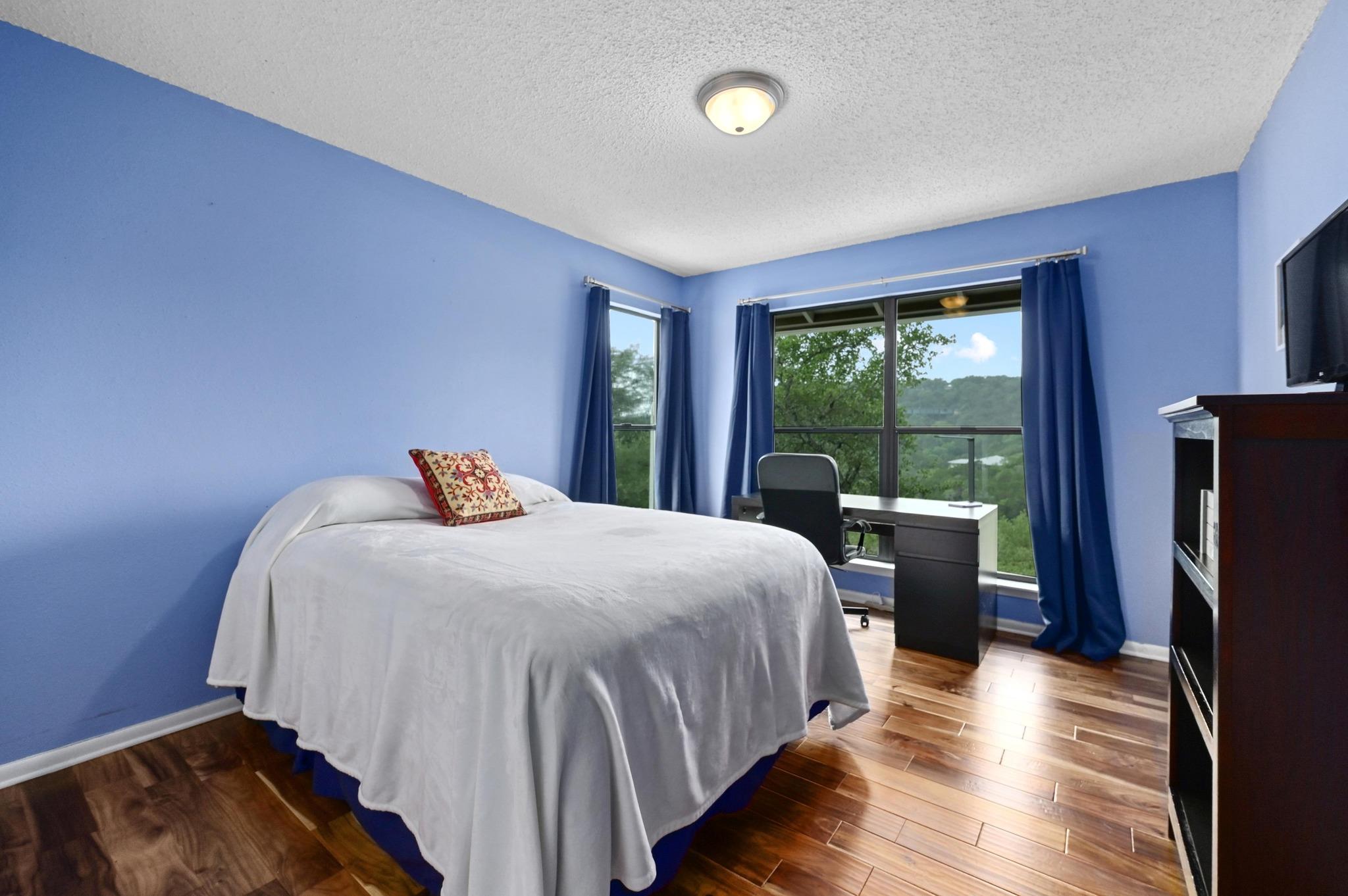 2009 S Oak Canyon RD