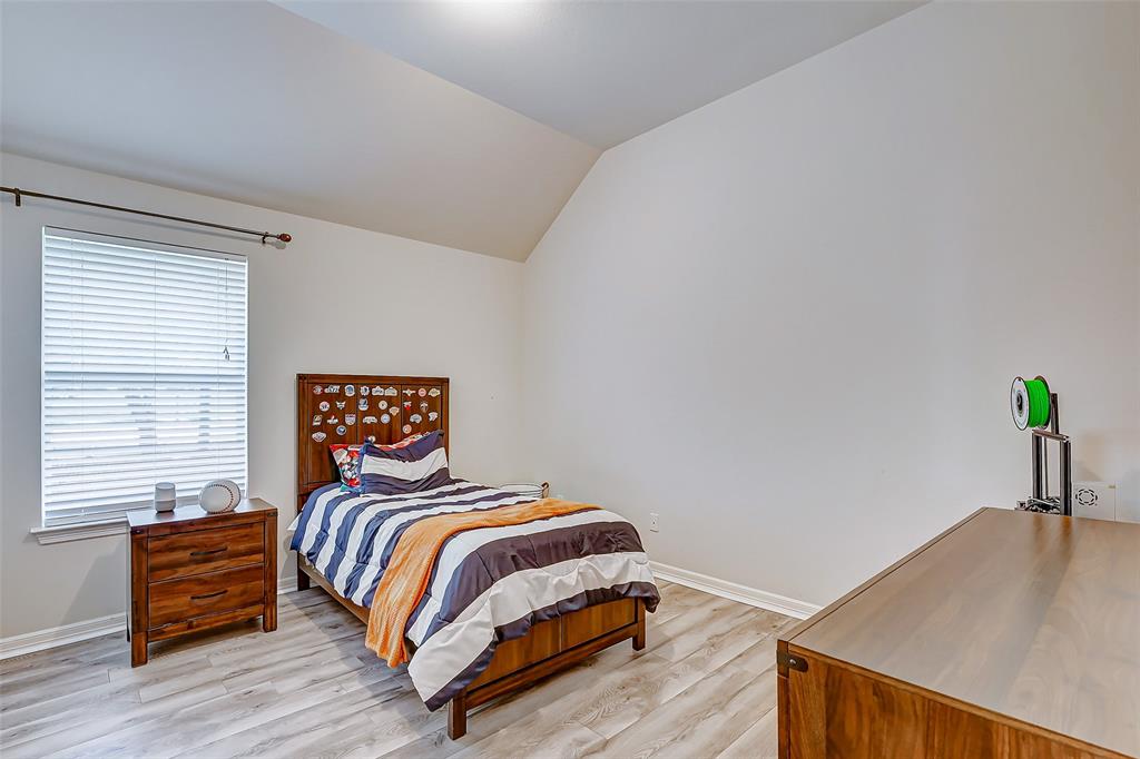 2213 Heritage Well LN