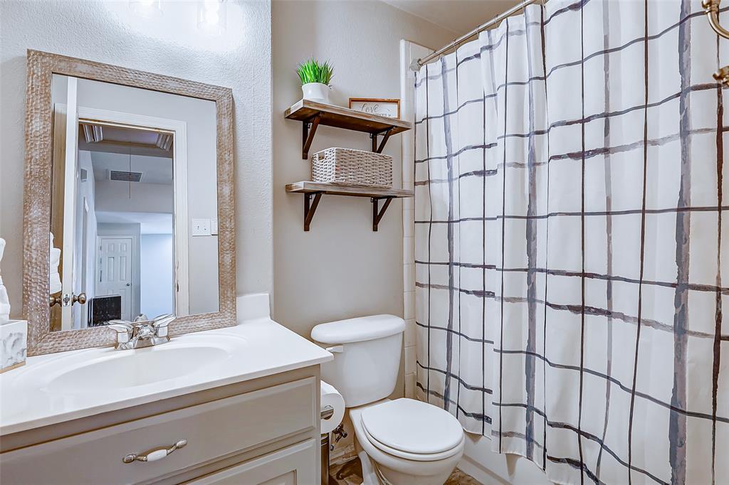 2213 Heritage Well LN