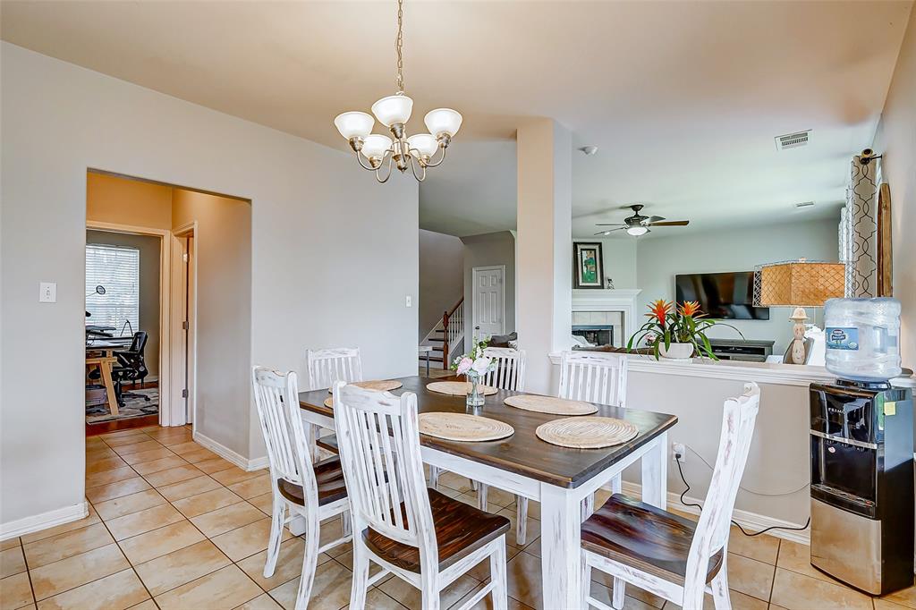 2213 Heritage Well LN