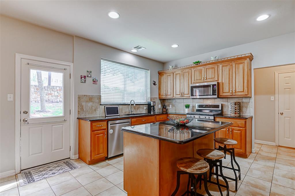 2213 Heritage Well LN