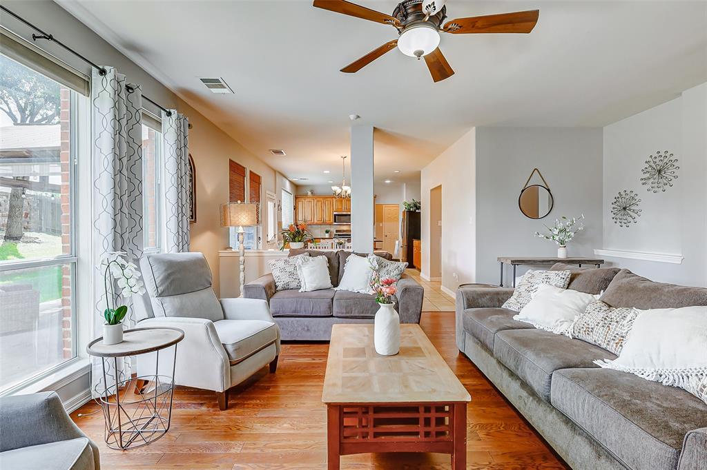 2213 Heritage Well LN