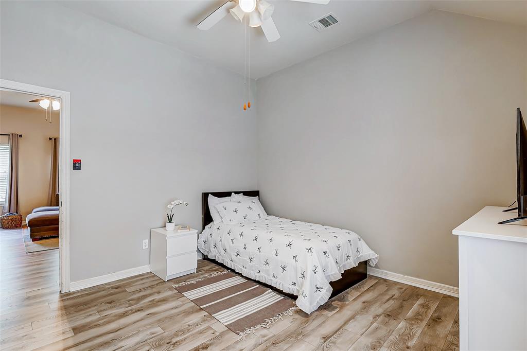 2213 Heritage Well LN