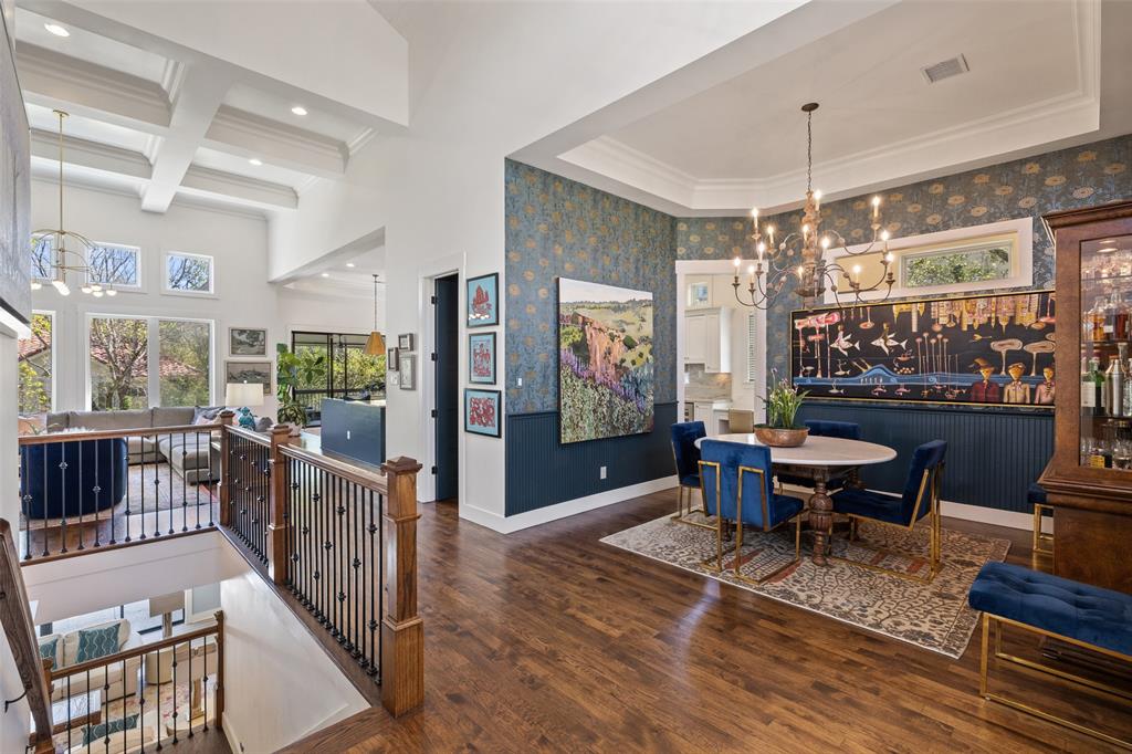 408 Luna Vista DR